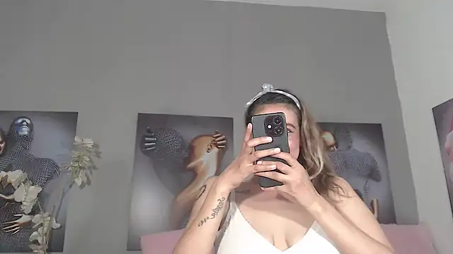 AntonellaBlanc Chat XXX in diretta