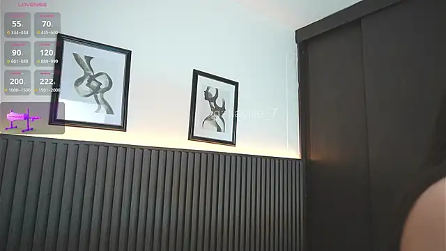 แชท XXX สดของ haylie_