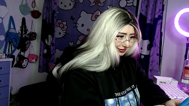 lussyevans24 라이브 XXX 채팅