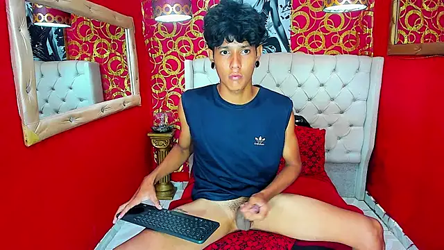 โชว์เว็บแคมของ straightyoungpein