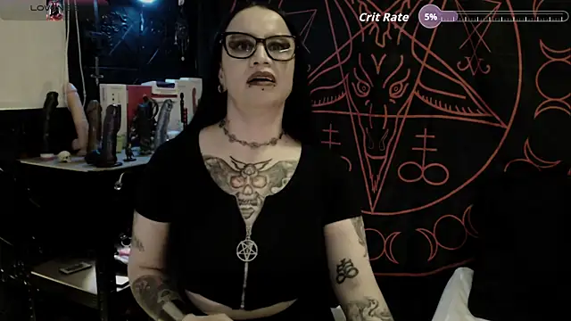 Evil_Queen_666のライブXXXチャット