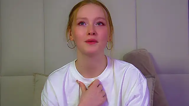 AgataFoxley's Live XXX Chat