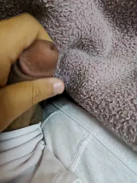 Show modela Atefnabil1 na web-kameri