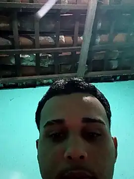 Show de novinhokk22 na webcam