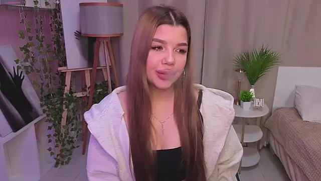 DelenaRines 即時 XXX 聊天