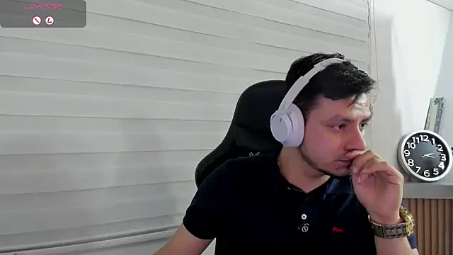 Rick_Adams 现场XXX聊天