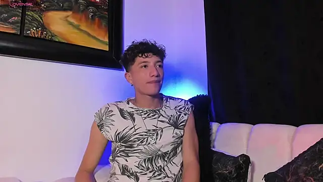 mhatias_ Chat XXX in diretta