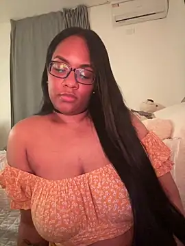 Chaniita: онлайн-секс-чат