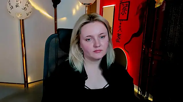 Chat +18 de KathyBriggs ao vivo