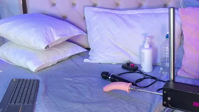 Emaa2_sm Live XXX-Chat