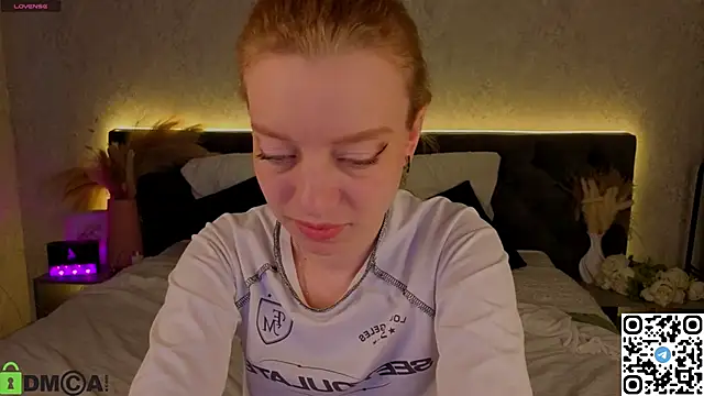 Michelle_Blond Live XXX Chat