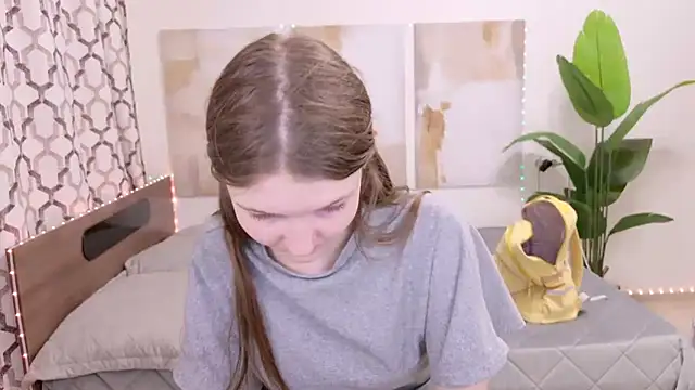 Chat +18 de NikaRain ao vivo