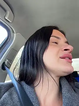 MiraReach Live XXX-Chat