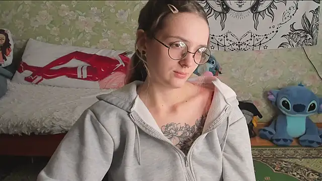 Cutie_Adelia: απευθείας συνομιλία ΧΧΧ