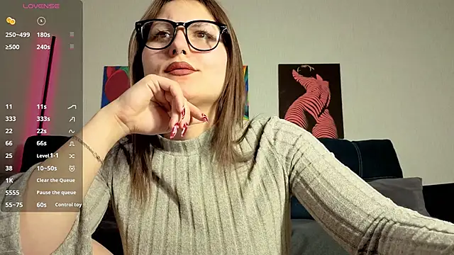 TrixiBell Live XXX-chat