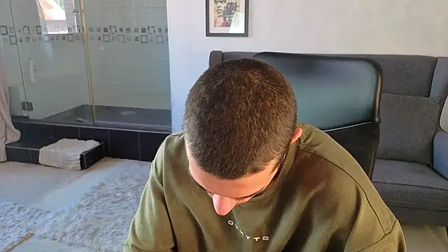 KaydenDrew Chat XXX in diretta