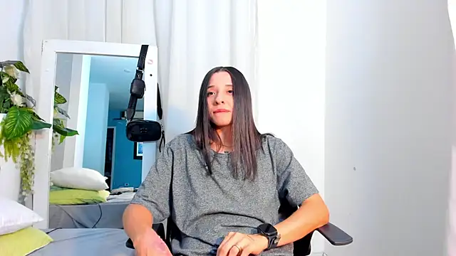 ViictoriiaSaenz 即時 XXX 聊天