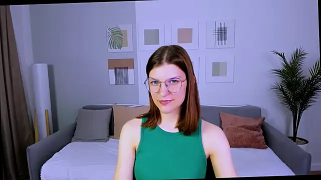 AnnaThorne's Live XXX Chat