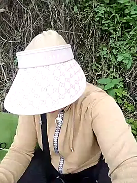 kimngan12's Webcam Show