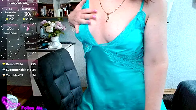 Chatroom XXX en direct de BeatriksS