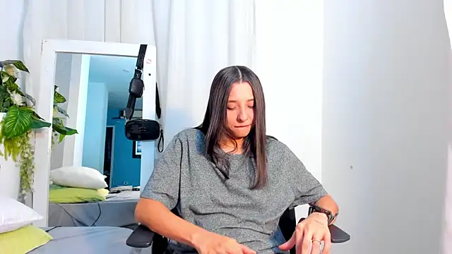 Czat XXX na żywo – ViictoriiaSaenz