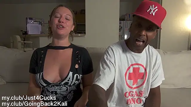 boomboomr00m Adlı Modelin Canlı XXX Sohbeti