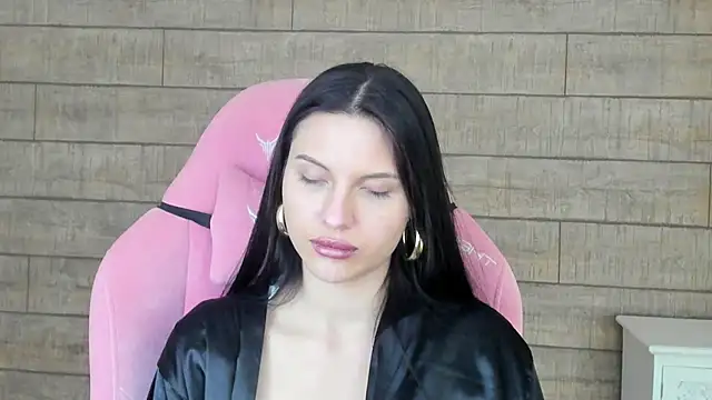 Chat +18 de AliceVersal ao vivo