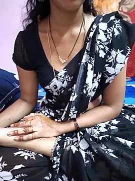 Rosely-rosely Show in webcam