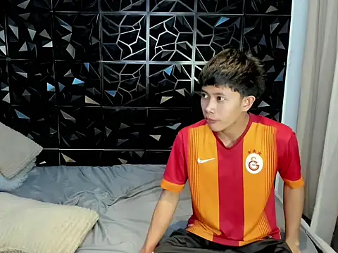 roberthugecock 라이브 XXX 채팅