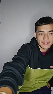 Thick_Cock Chat XXX in diretta