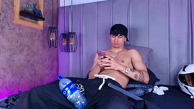 The_BossCrown webcam show