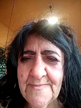 Lovely_Lori: απευθείας συνομιλία ΧΧΧ