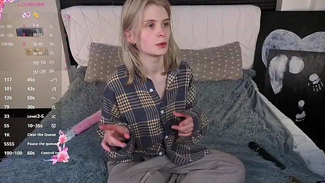 Онлайн чат XXX CarleySuski