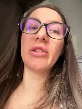 HotXMom_ Chat XXX in diretta