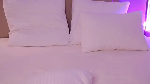 CindyMil Live XXX-chat