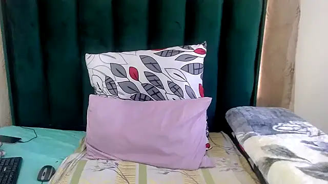 CaramelMelons78's Webcam Show