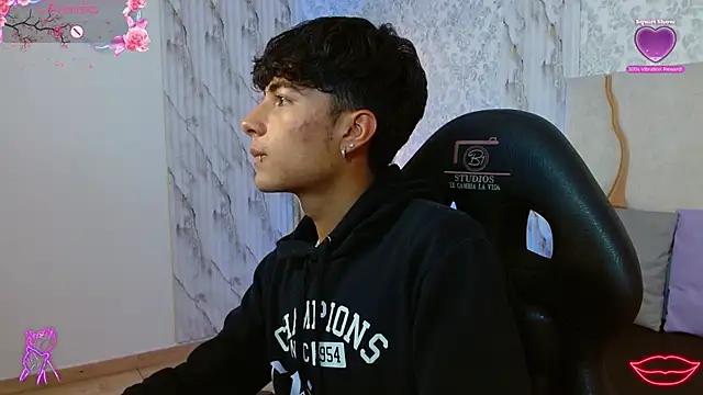 osamu_tay Adlı Modelin Web Kamerası Şovu