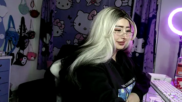 دردشة lussyevans24 الجنسية المباشرة