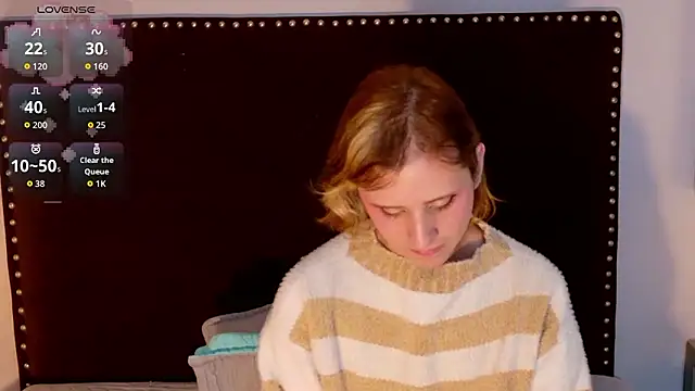 seraphine_star's Webcam Show