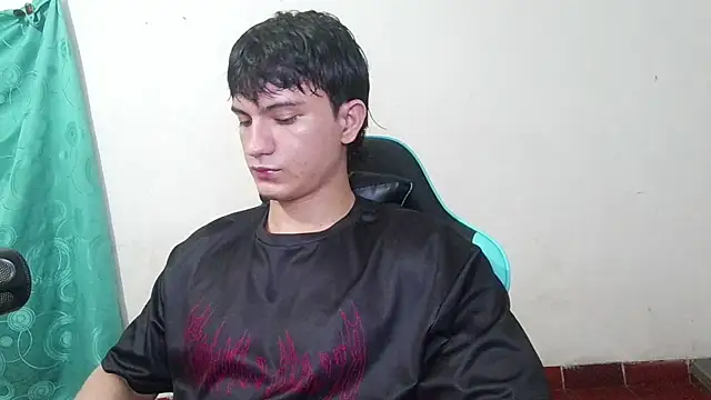 PrinceErick Adlı Modelin Web Kamerası Şovu