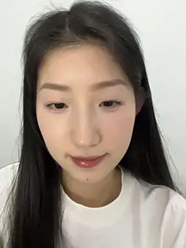 Mina_ovo Chat XXX in diretta