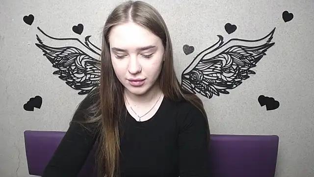 LauraHlot live XXX chat