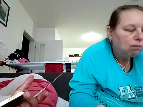 Jahudka47: онлайн-секс-чат