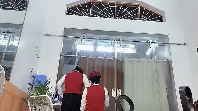 Mono-Stewardesss Adlı Modelin Web Kamerası Şovu