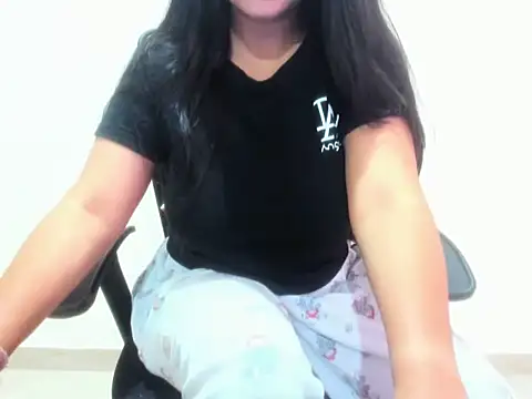 Hina_Chaudhary – Naživo XXX chat