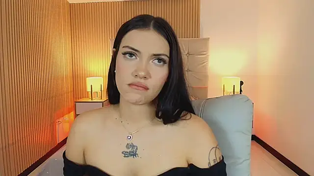 Baby_Venuss élő XXX-chatje