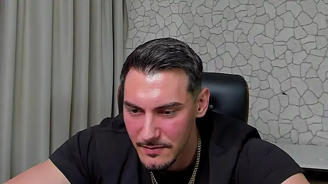 Chat XXX ao vivo de ClintMasters