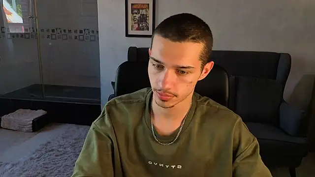 Chat XXX ao vivo de KaydenDrew