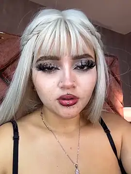 lya_nekko_ – Kamerová šou