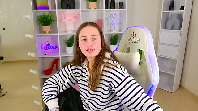 NadinnL – Naživo XXX chat